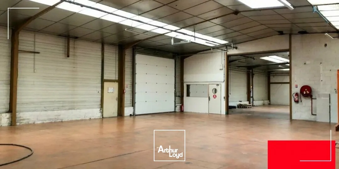 Locaux d'activité & Entrepôts - Vente - LE CHÂTELET-EN-BRIE - 77820 - 3630-3630 - 7737237