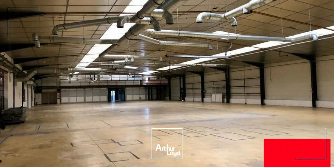 Locaux d'activité & Entrepôts - Vente - LE CHÂTELET-EN-BRIE - 77820 - 3630-3630 - 7737239