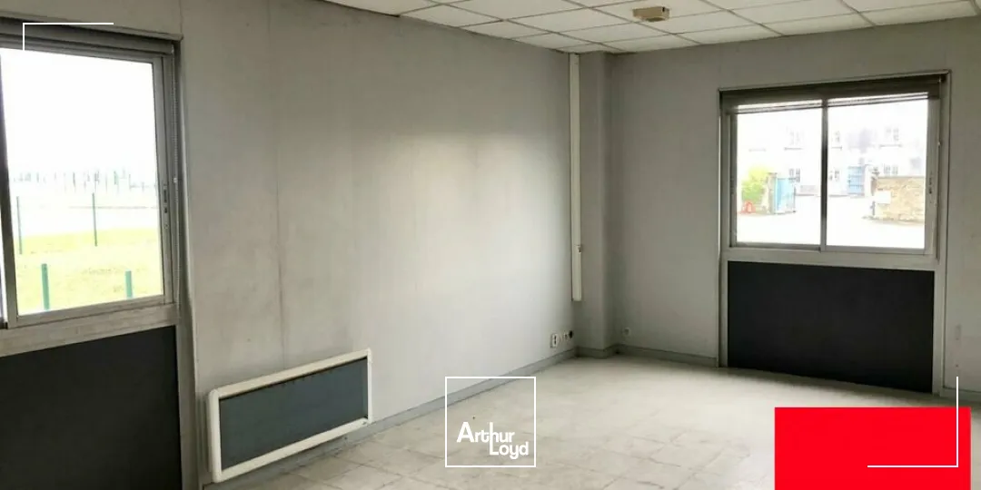 Locaux d'activité & Entrepôts - Vente - LE CHÂTELET-EN-BRIE - 77820 - 3630-3630 - 7737240