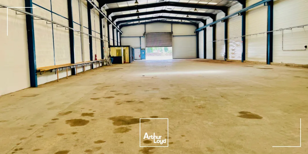 Locaux d'activité & Entrepôts - Location - CANLY - 60680 - 325-1845 - 7737458