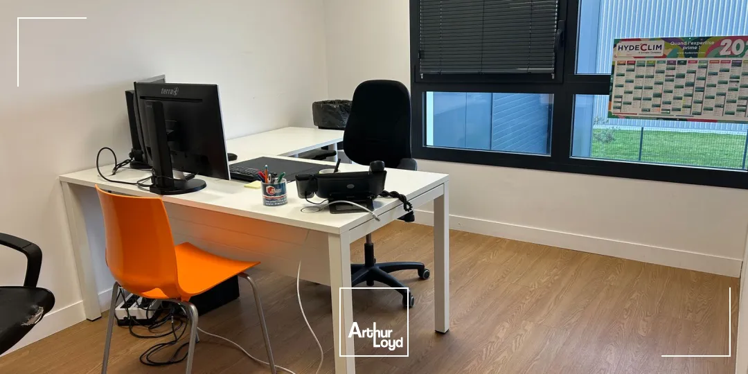 Locaux d'activité & Entrepôts - Location - LA CHEVROLIERE - 44118 - 1553-1553 - 7737537