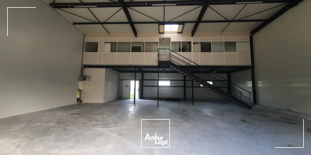 Locaux d'activité & Entrepôts - Location - SAINT JEAN DE BRAYE - 45800 - 285-285 - 7737598