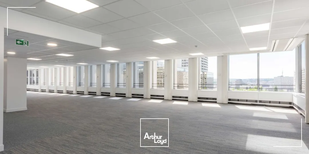 Bureaux - Location - PUTEAUX LA DEFENSE - 92800 - 344-852 - 7737691