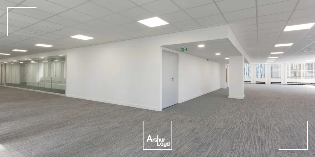 Bureaux - Location - PUTEAUX LA DEFENSE - 92800 - 344-852 - 7737693