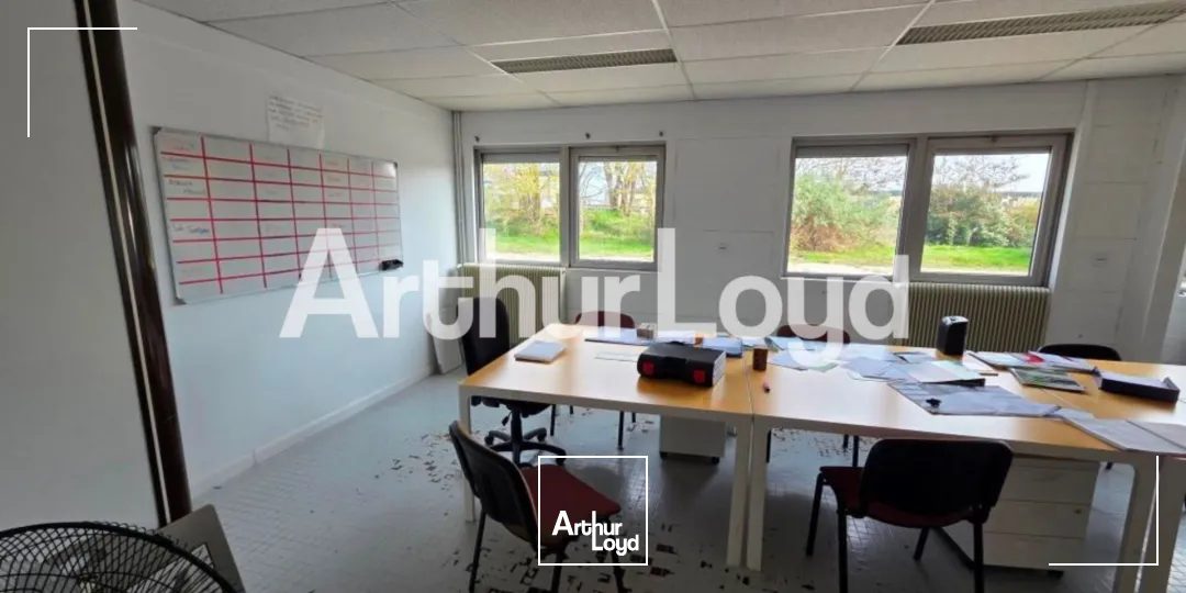 Locaux d'activité & Entrepôts - Vente - MONDEVILLE - 14120 - 390-390 - 7737987