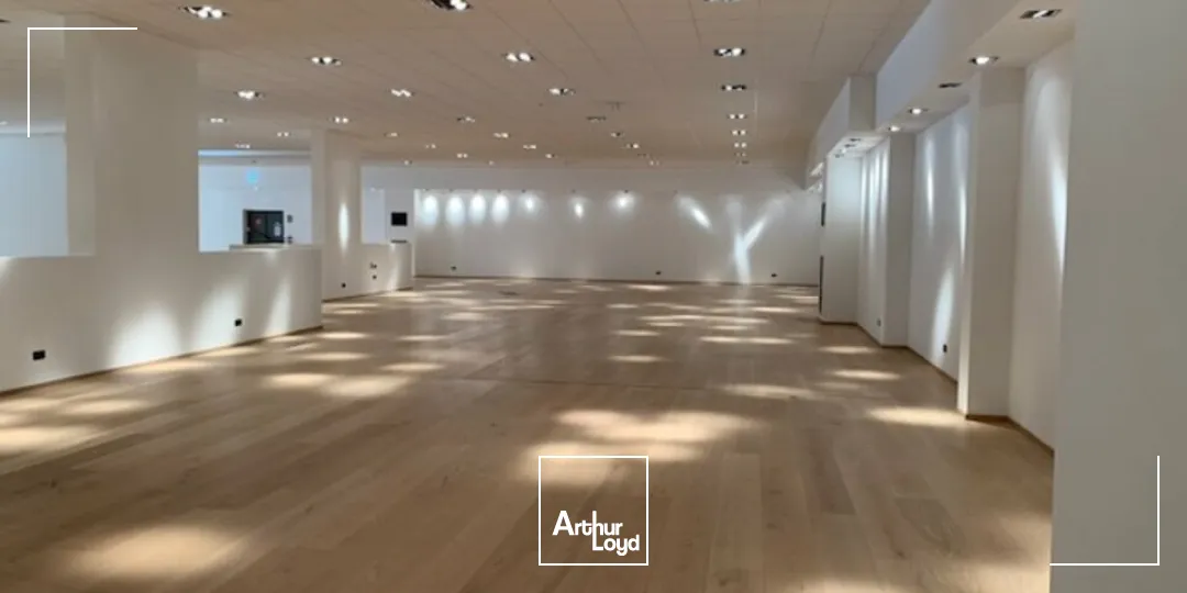 Locaux commerciaux - Location - AVIGNON - 84000 - 1100-1100 - 7738021