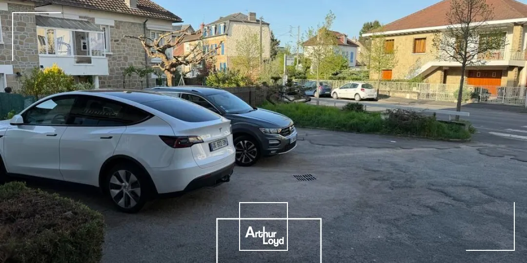 Bureaux - Location - BRIVE-LA-GAILLARDE - 19100 - 158-158 - 7738047