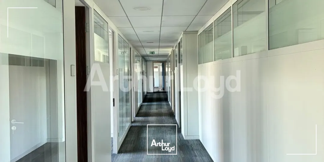 Bureaux - Location - LA MADELEINE - 59110 - 330.05-1242.05 - 7738529