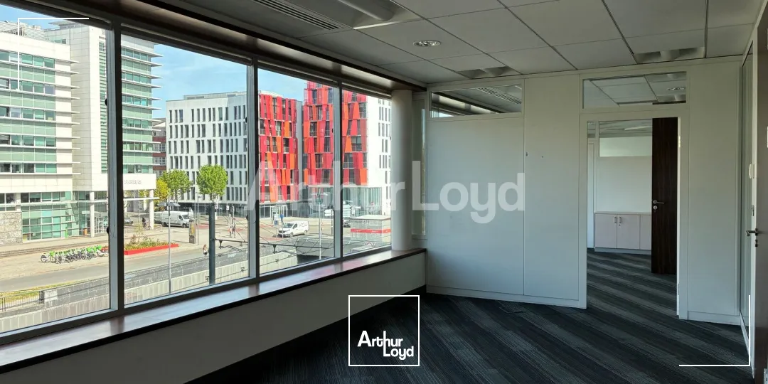 Bureaux - Location - LA MADELEINE - 59110 - 330.05-1242.05 - 7738531