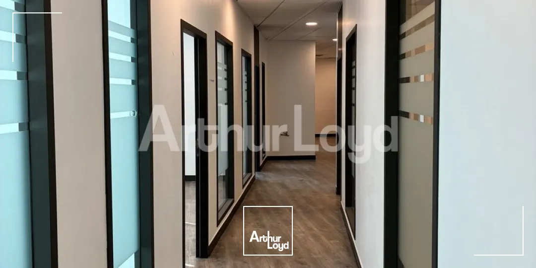 Bureaux - Location - LA MADELEINE - 59110 - 330.05-1242.05 - 7738523