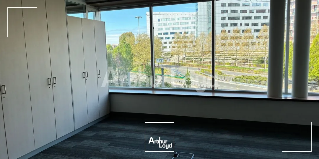 Bureaux - Location - LA MADELEINE - 59110 - 330.05-1242.05 - 7738532