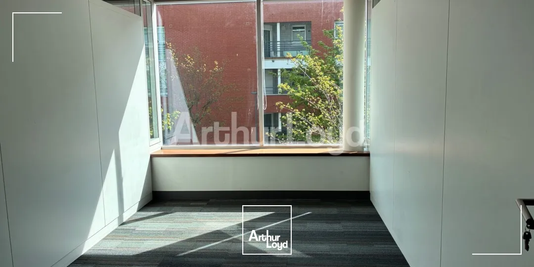 Bureaux - Location - LA MADELEINE - 59110 - 330.05-1242.05 - 7738534