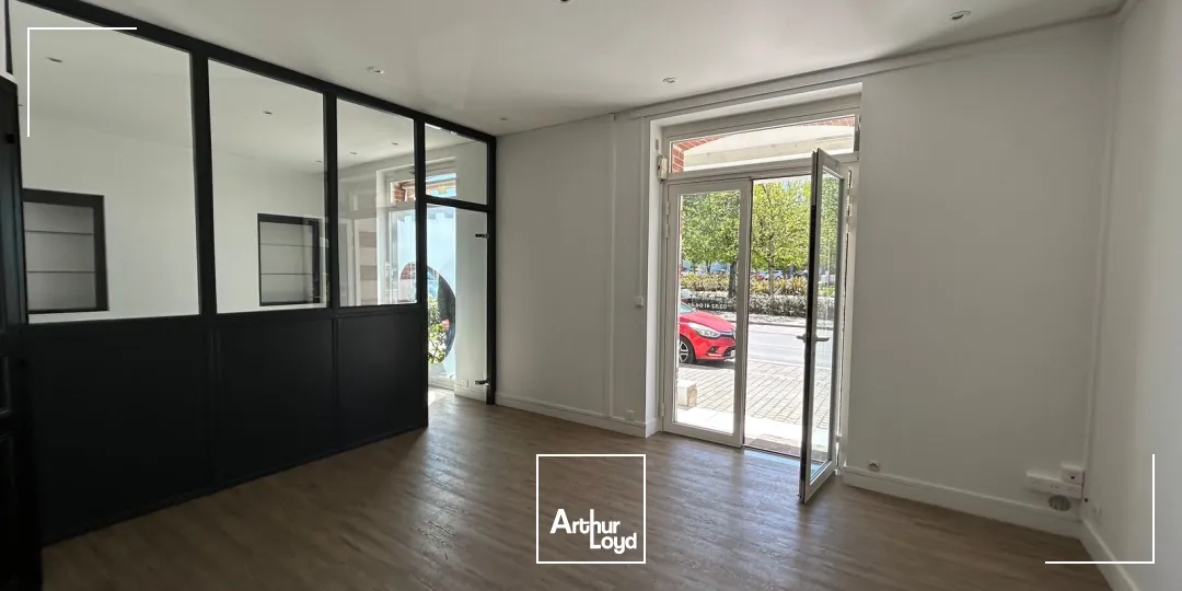 Locaux commerciaux - Location - LA BAULE ESCOUBLAC - 44500 - 41-41 - 7738627