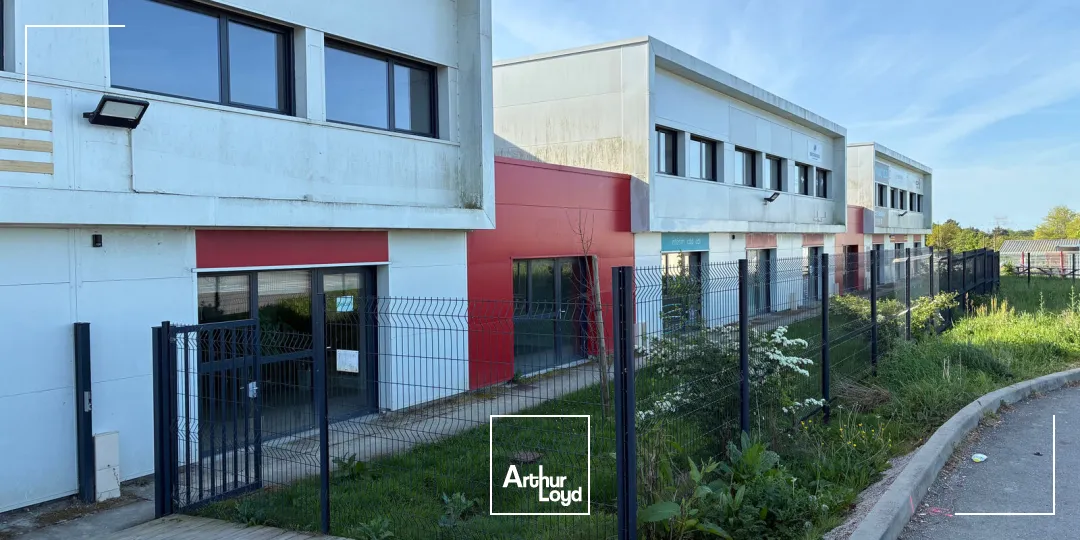 Locaux d'activité & Entrepôts - Location - DONGES - 44480 - 122-122 - 7738622