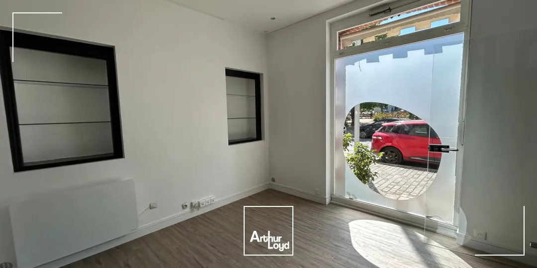 Locaux commerciaux - Location - LA BAULE ESCOUBLAC - 44500 - 41-41 - 7738633