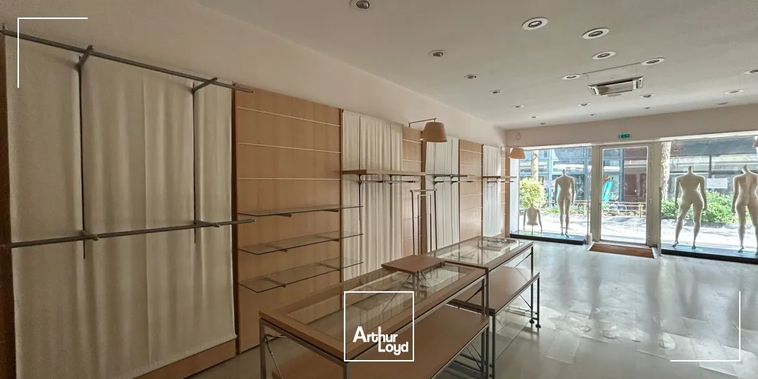 Locaux commerciaux - Location - SAINT NAZAIRE - 44600 - 90-90 - 7738639