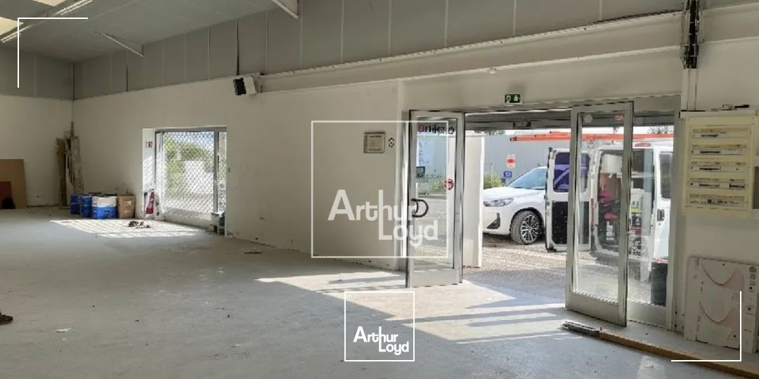 Locaux d'activité & Entrepôts - Location - VOIRON - 38500 - 414-414 - 7739192