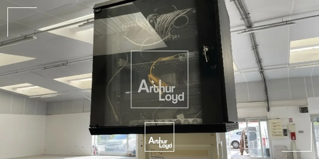 Locaux d'activité & Entrepôts - Location - VOIRON - 38500 - 414-414 - 7739196