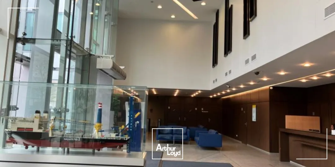 Bureaux - Location - MONTIGNY LE BRETONNEUX - 78180 - 572.6-8371.6 - 7739517