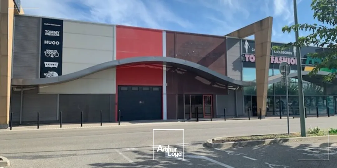 Locaux commerciaux - Location - SORGUES - 84700 - 630-630 - 7740702