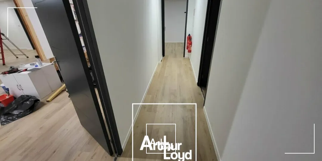 Locaux d'activité & Entrepôts - Location - USSAC - 19270 - 250-250 - 7740769