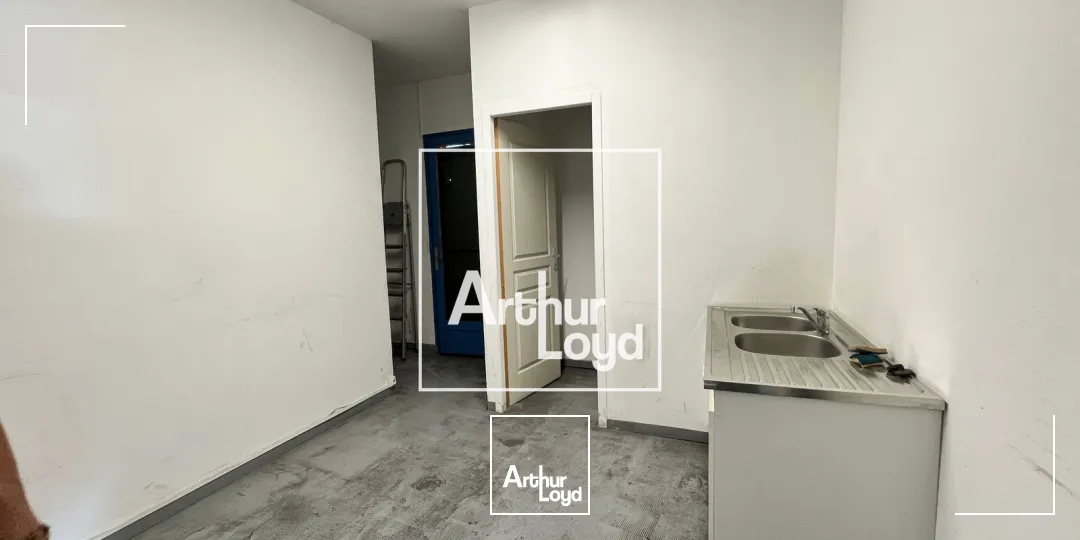 Locaux d'activité & Entrepôts - Vente - SAINT GILLES - 30800 - 1850-1850 - 7740940