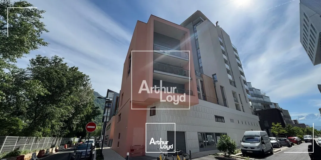 Locaux d'activité & Entrepôts - Vente - GRENOBLE - 38000 - 118.22-1035.88 - 7740955