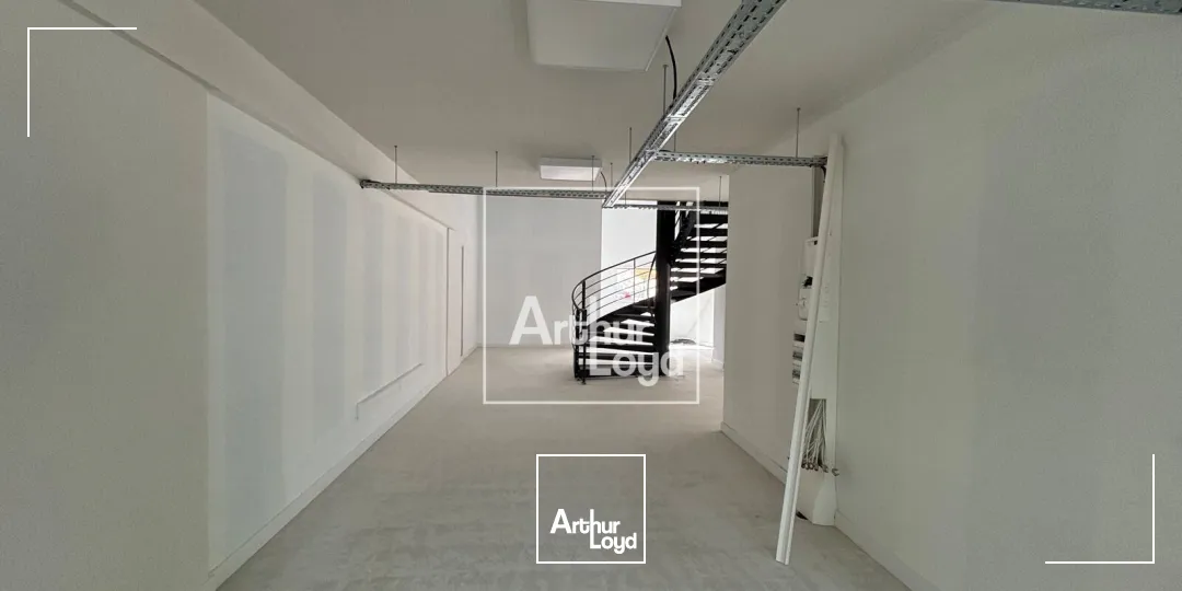 Locaux d'activité & Entrepôts - Vente - GRENOBLE - 38000 - 118.22-1035.88 - 7740972
