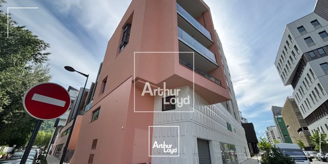 Locaux d'activité & Entrepôts - Vente - GRENOBLE - 38000 - 118.22-1035.88 - 7740984