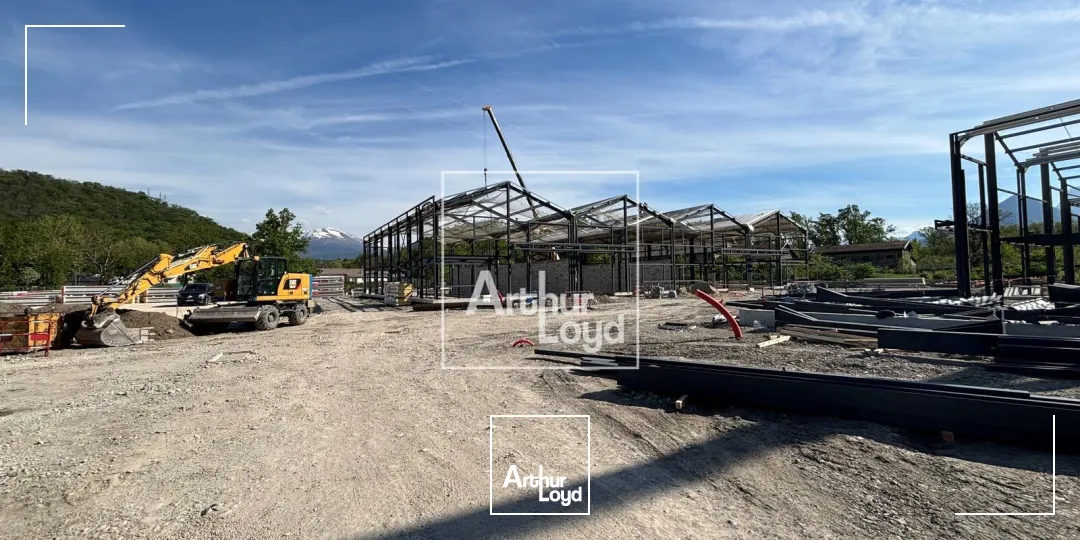 Locaux d'activité & Entrepôts - Vente - LE PONT DE CLAIX - 38800 - 333-669 - 7740997