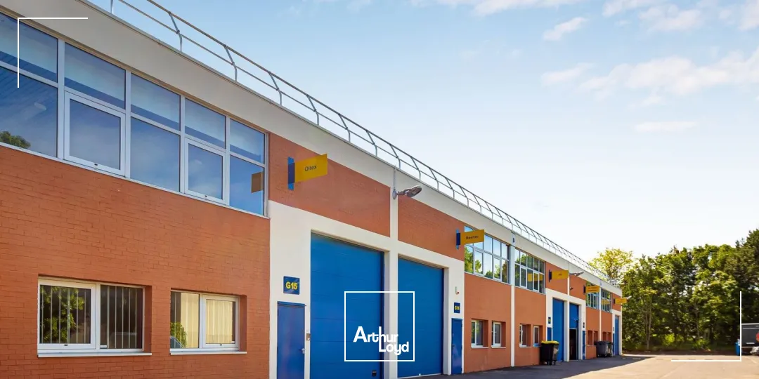 Locaux d'activité & Entrepôts - Location - SAINT OUEN L'AUMONE - 95310 - 42-1143 - 7741227