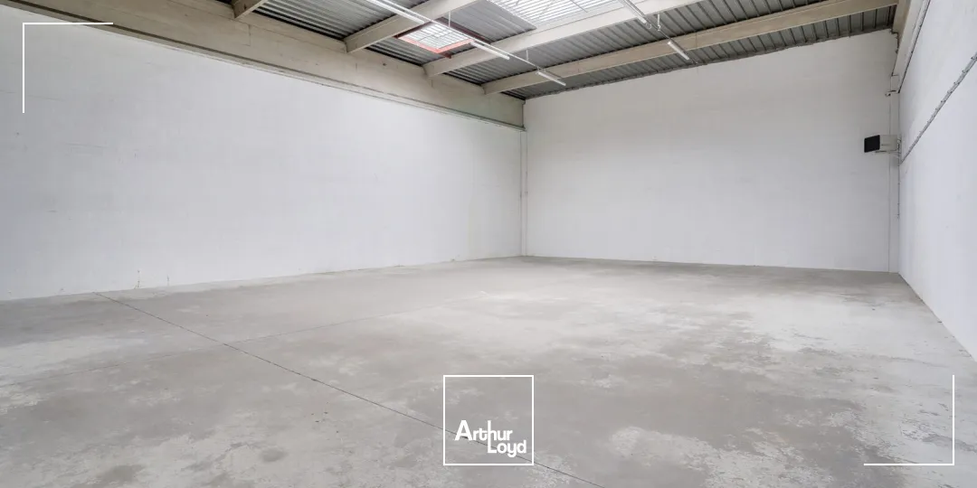 Locaux d'activité & Entrepôts - Location - SAINT OUEN L'AUMONE - 95310 - 42-1143 - 7741231
