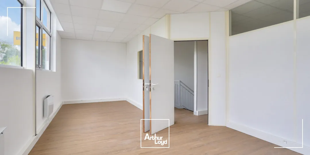 Locaux d'activité & Entrepôts - Location - SAINT OUEN L'AUMONE - 95310 - 42-1143 - 7741232