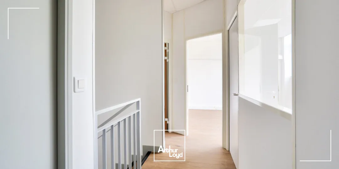 Locaux d'activité & Entrepôts - Location - SAINT OUEN L'AUMONE - 95310 - 42-1143 - 7741233