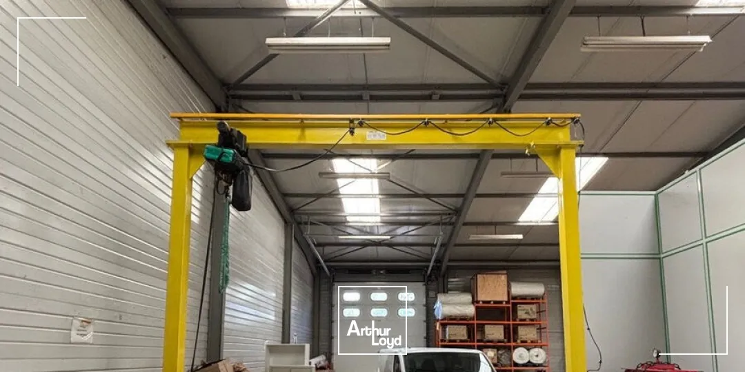 Locaux d'activité & Entrepôts - Vente - FLEURIEU SUR SAONE - 69250 - 730-730 - 7741457