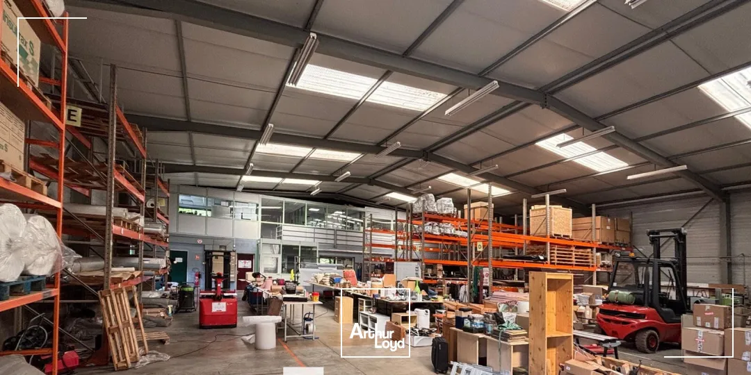 Locaux d'activité & Entrepôts - Vente - FLEURIEU SUR SAONE - 69250 - 730-730 - 7741459