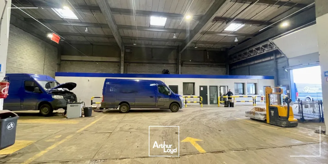 Locaux d'activité & Entrepôts - Location - LE GRAND QUEVILLY - 76120 - 216-5050 - 7741934