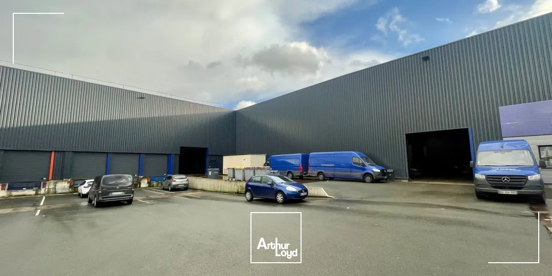 Locaux d'activité & Entrepôts - Location - LE GRAND QUEVILLY - 76120 - 216-5050 - 7741944