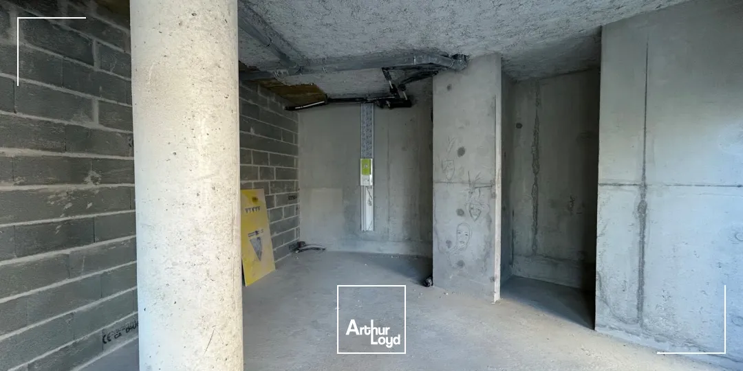 Locaux commerciaux - Location - NANTES - 44300 - 36.7-82.7 - 7742049