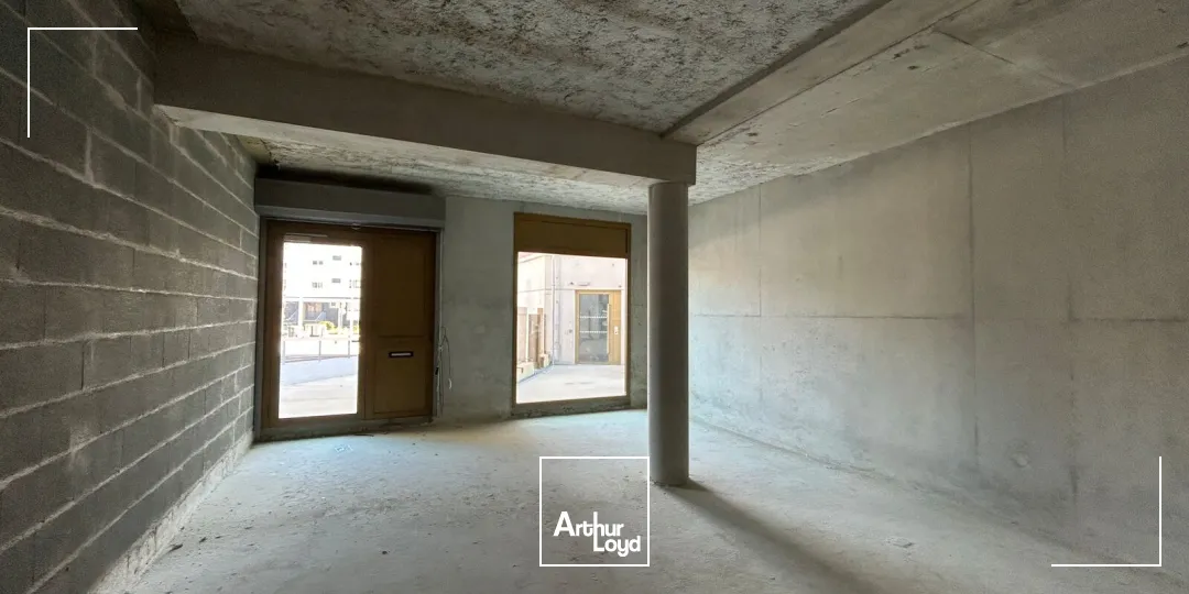 Locaux commerciaux - Location - NANTES - 44300 - 36.7-82.7 - 7742048