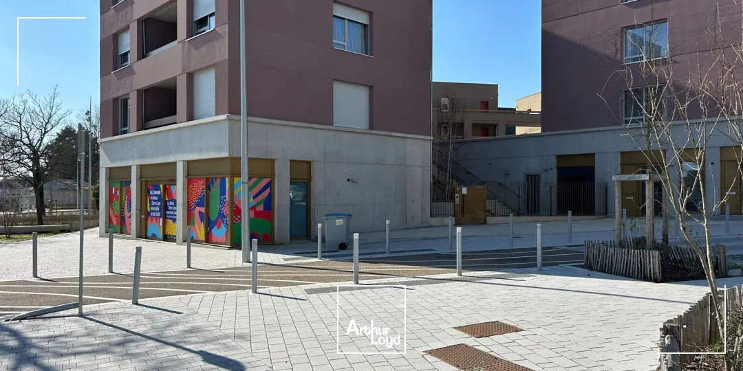 Locaux commerciaux - Location - NANTES - 44300 - 36.7-82.7 - 7742043