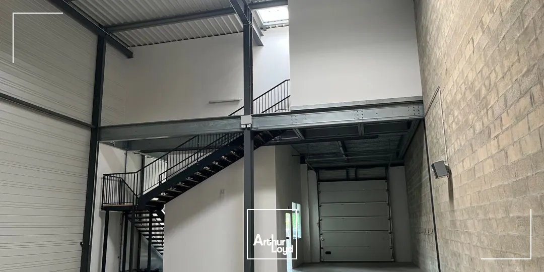 Locaux d'activité & Entrepôts - Location - CERGY - 95800 - 268-268 - 7742117