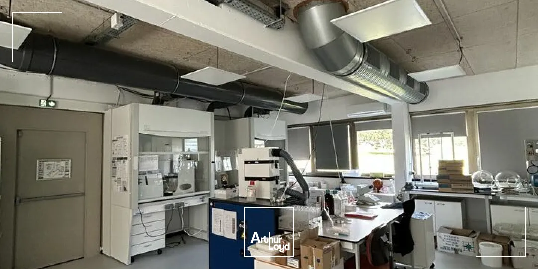 Bureaux - Vente - VANDOEUVRE LES NANCY - 54500 - 373-746 - 7742500