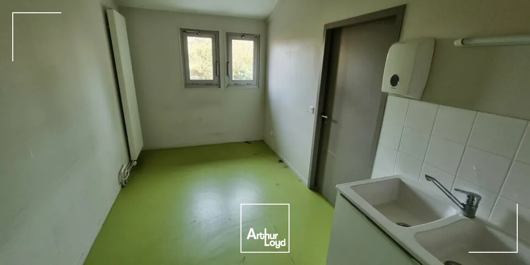 Bureaux - Vente - PARTHENAY - 79200 - 766-766 - 7742600
