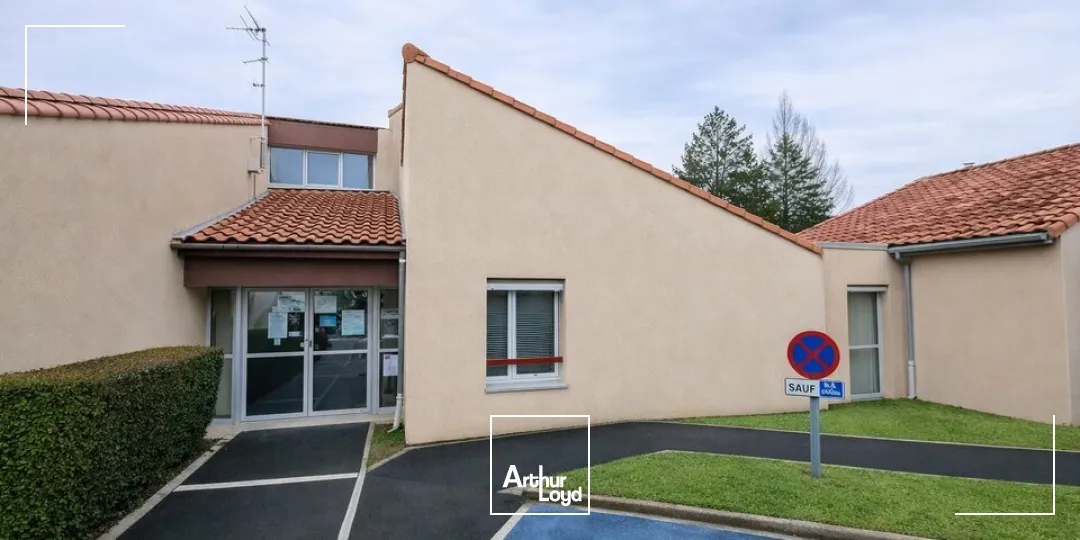 Bureaux - Vente - PARTHENAY - 79200 - 766-766 - 7742597