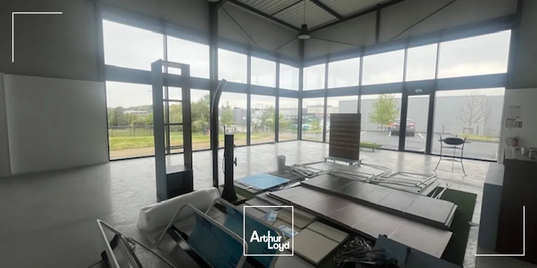 Locaux commerciaux - Vente - SAINT MARTIN DES CHAMPS - 29600 - 300-300 - 7742712