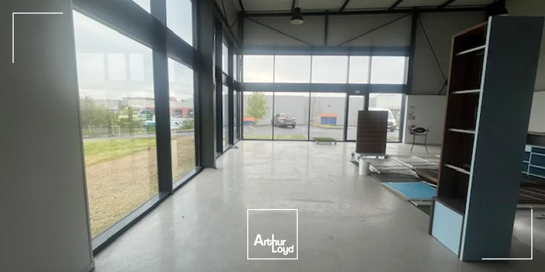 Locaux commerciaux - Vente - SAINT MARTIN DES CHAMPS - 29600 - 300-300 - 7742713