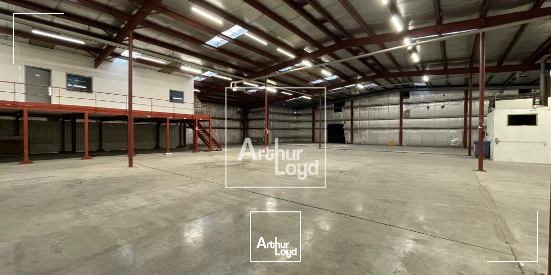 Locaux d'activité & Entrepôts - Location - GIERES - 38610 - 1968-1968 - 7742735