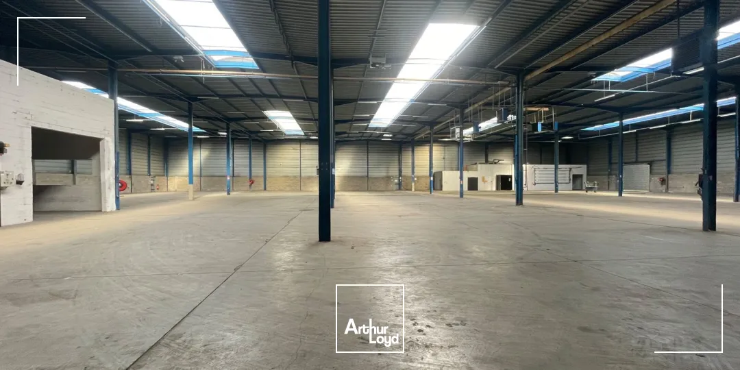 Locaux d'activité & Entrepôts - Location - SAINT ETIENNE DU ROUVRAY - 76800 - 725-3266 - 7742819