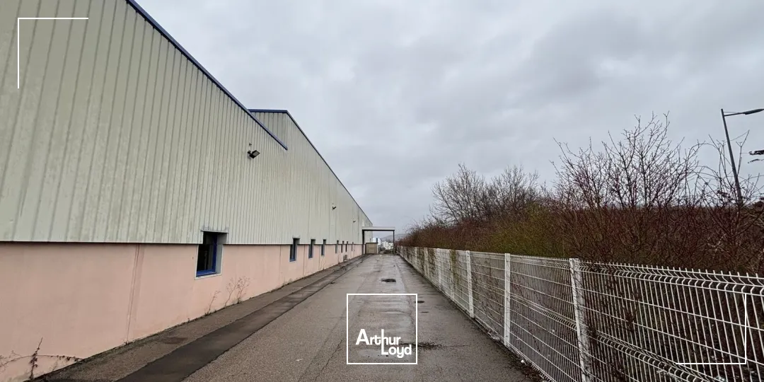 Locaux d'activité & Entrepôts - Location - SAINT ETIENNE DU ROUVRAY - 76800 - 725-3266 - 7742821